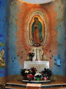 1024px-Our_Lady_of_Guadalupe_chapel_(Washington_Basilica)